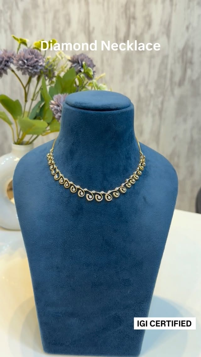 Post 3 by Swarn Mahal Jewellers (p) Ltd. on Instagram (video)