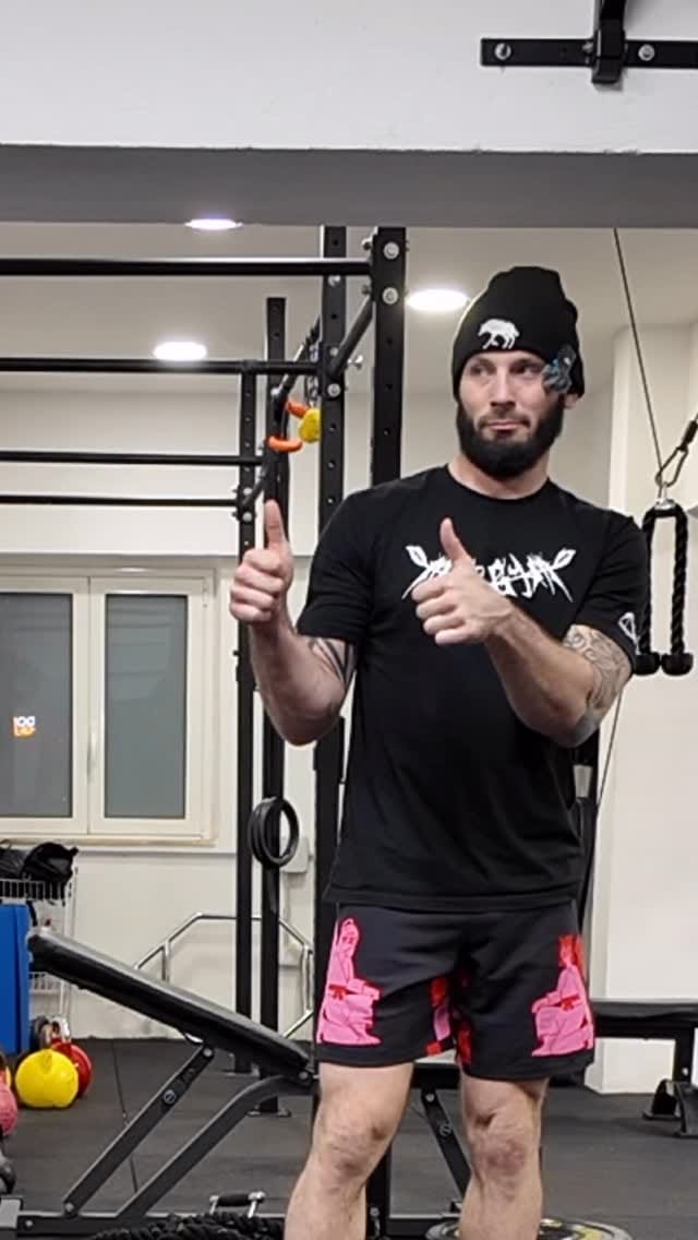 Post 8 by Francesco Halfpenny Fragalà on Instagram (video)