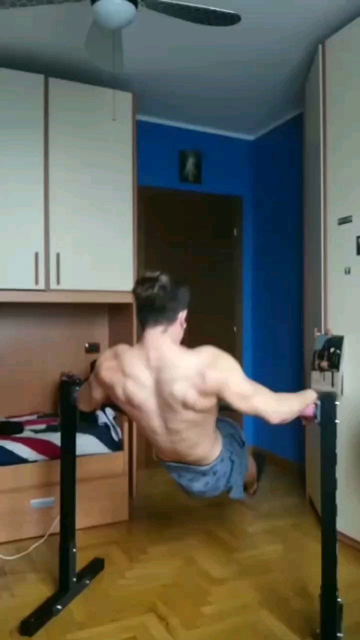 Post 4 by Christian Laganà 🥀 on Instagram (video)