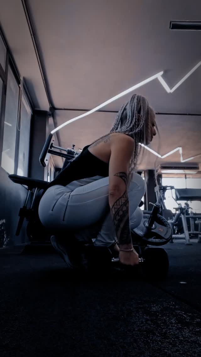 Post 8 by Personal Trainer on Instagram (video)
