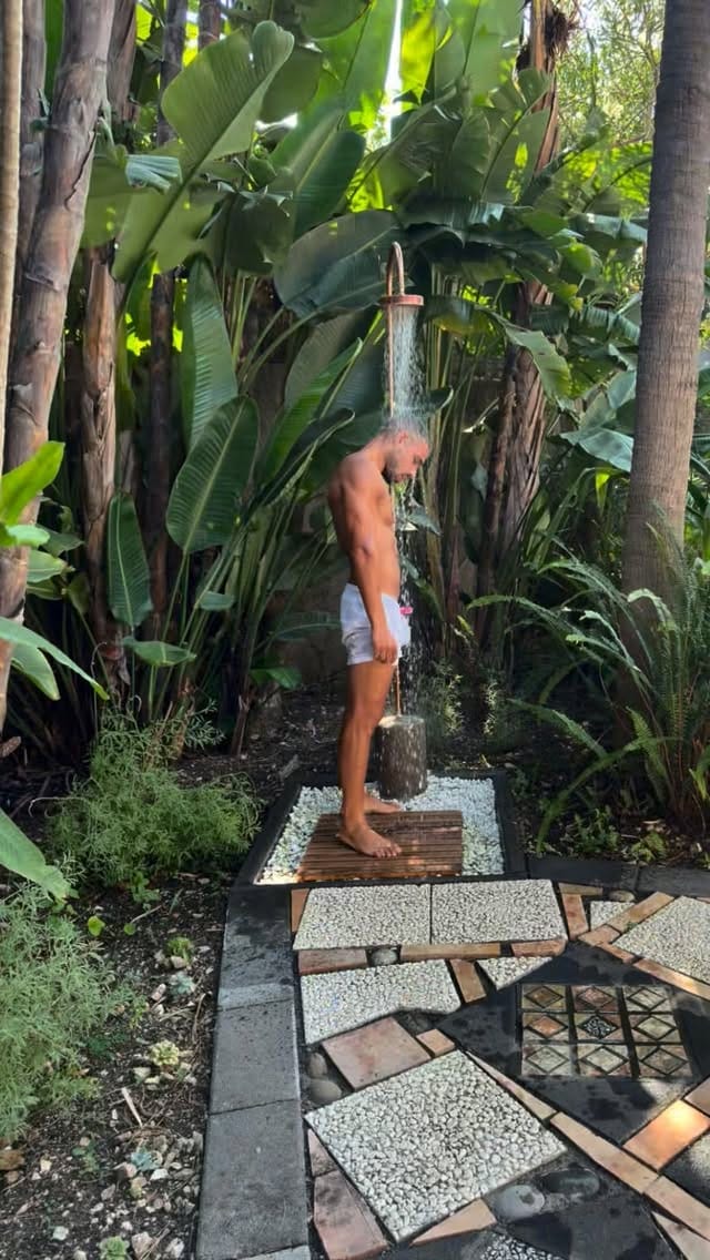 Post 6 by Ivan Naccari on Instagram (video)