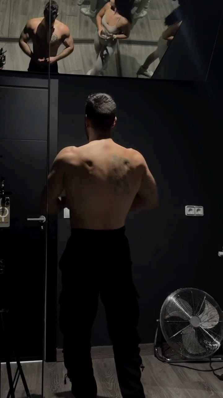 Post 8 by Tomas Barbado on Instagram (video)