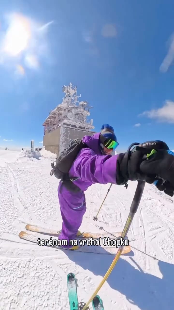 Post 8 by Jakub Šiarnik on Instagram (video)