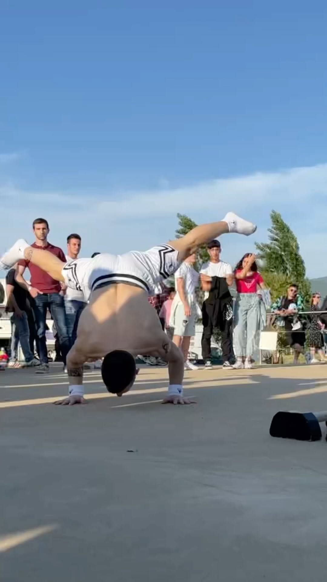 Post 8 by Andrea Mantello (力) on Instagram (video)