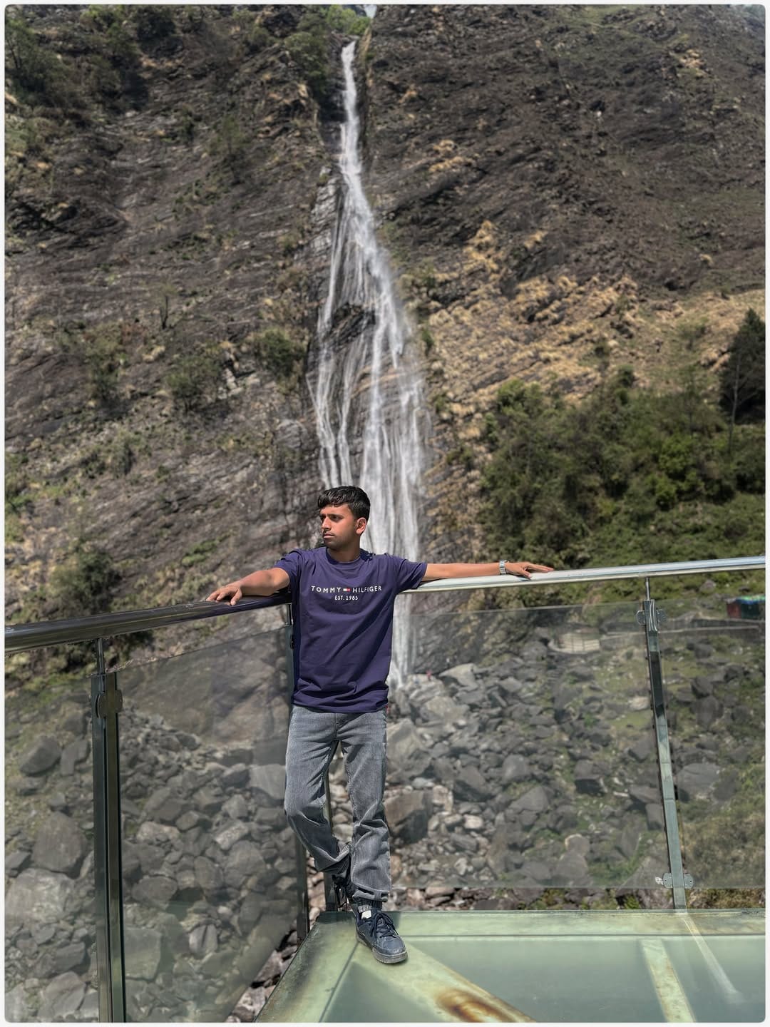 Post 3 by Gopal Chaube on Instagram (image)