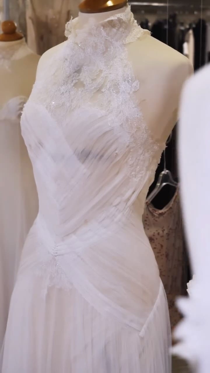 Post 7 by Atelier Loukia on Instagram (video)