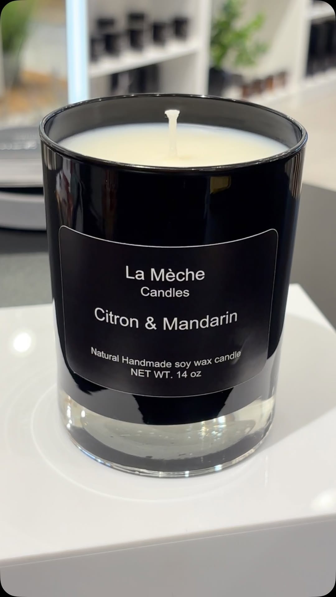 Post 8 by La Mèche /Scented candles on Instagram (video)