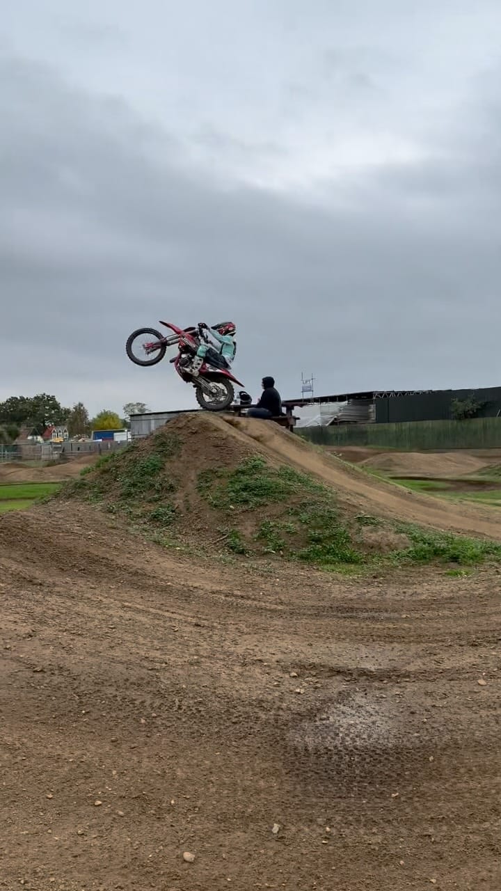 Post 9 by John Slade 288 Europe 548 on Instagram (video)