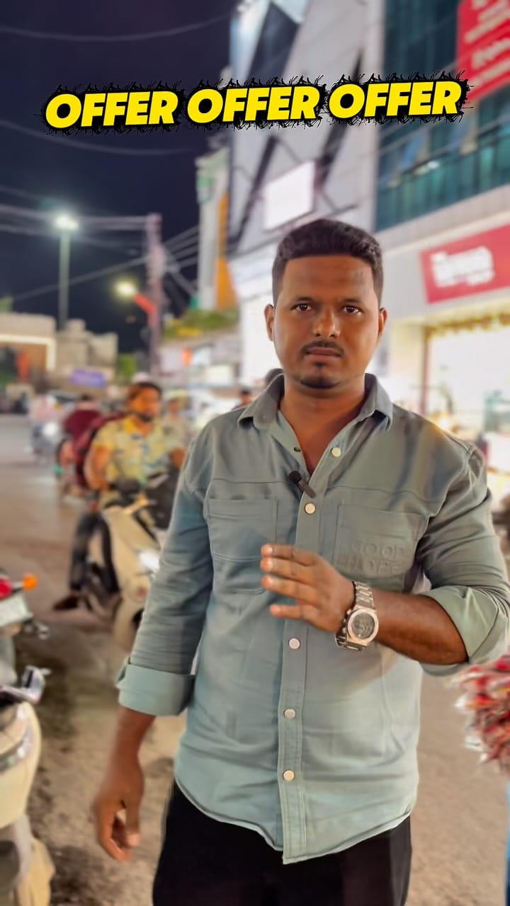 Post 3 by Shoeb Khan on Instagram (video)