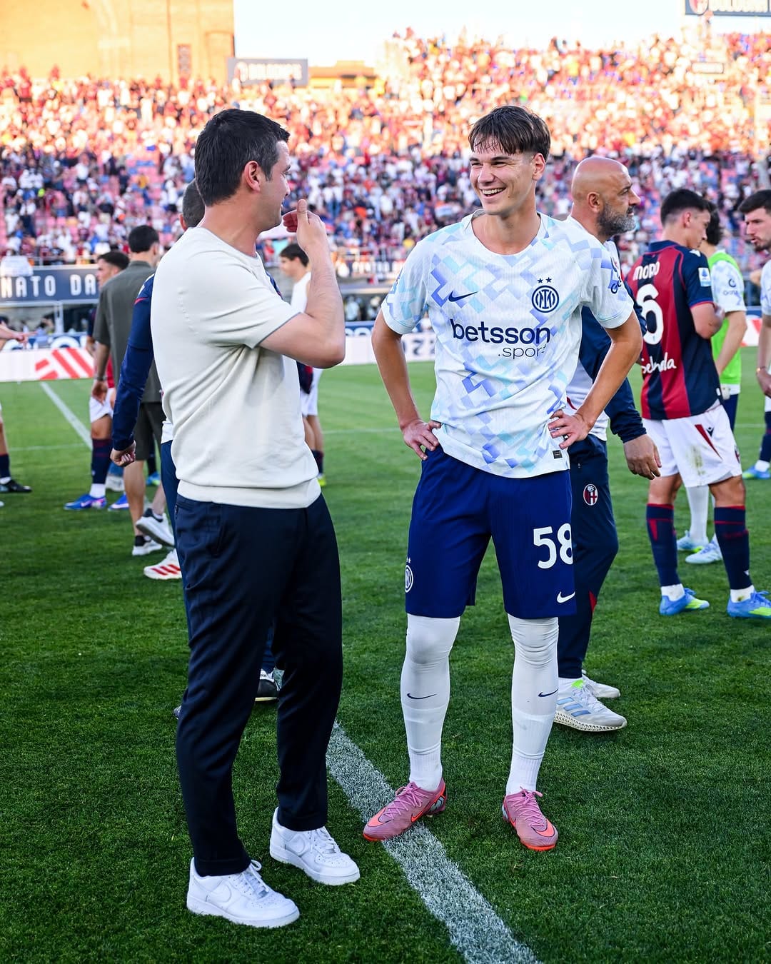 Post 4 by Luka Topalovič on Instagram (image)