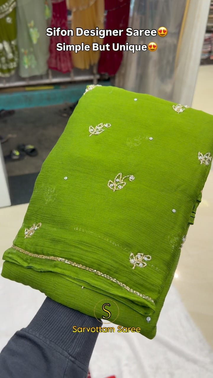 Post 2 by Sarvottam_Saree on Instagram (video)