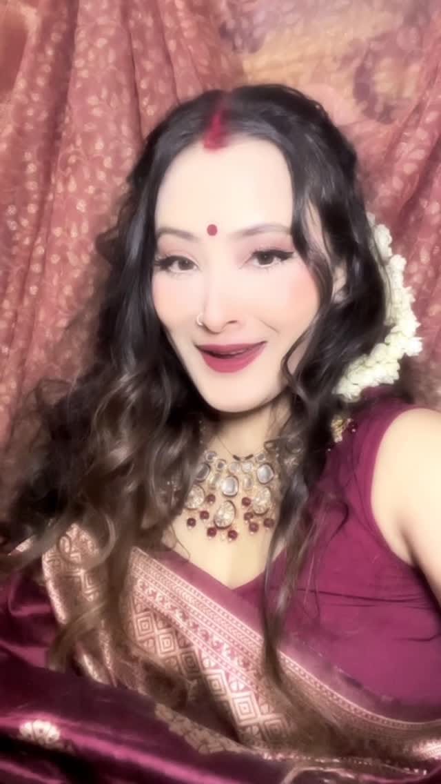 Post 2 by Komal Mehta Bisht on Instagram (video)
