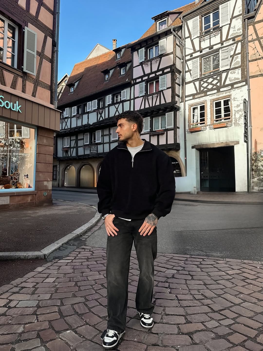 Post 1 by 𝑨𝑳𝑬𝑿 on Instagram (carousel)