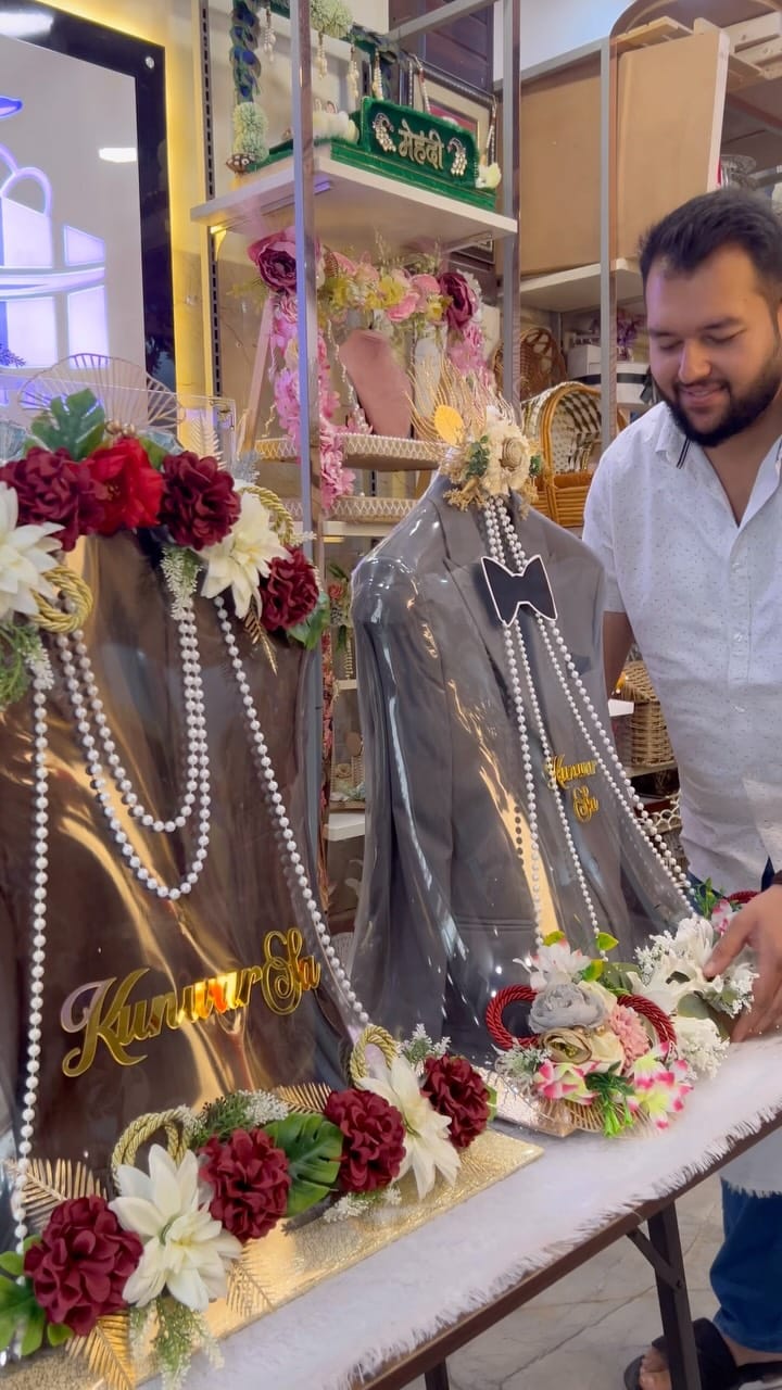 Post 1 by Tohfa town - TheGiftshop ❤️ on Instagram (video)