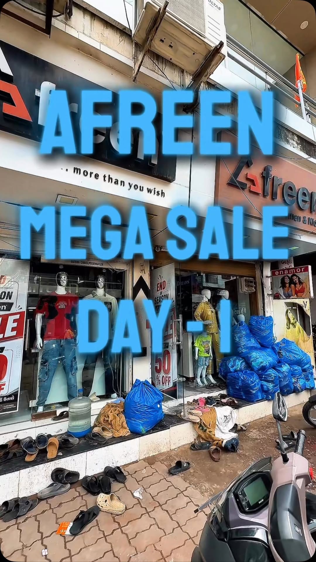 Post 7 by Afreen   Men’s-woman-kids on Instagram (video)