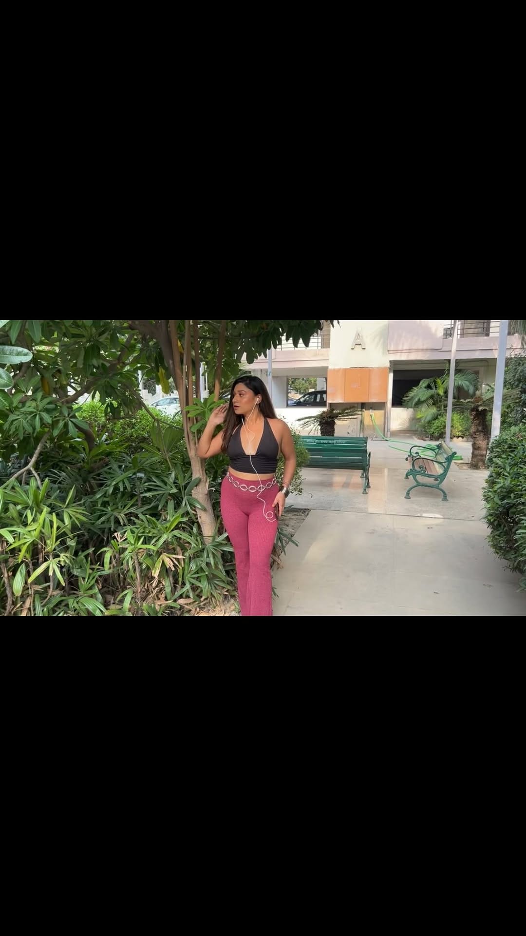 Post 6 by Parul 🐼 on Instagram (video)