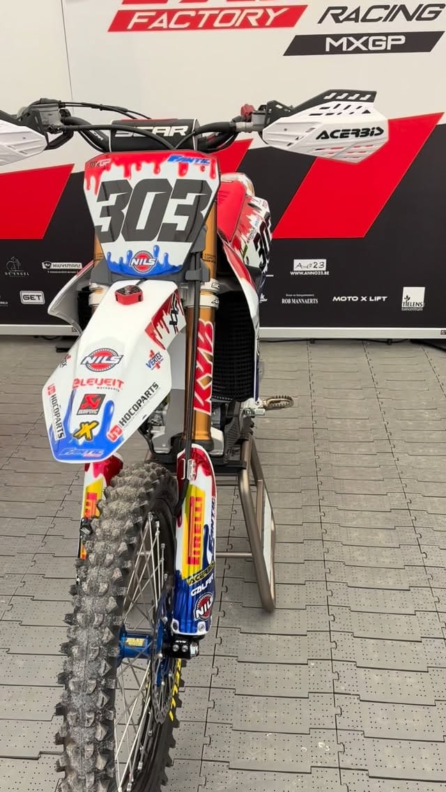 Post 2 by Davide Guarneri on Instagram (video)