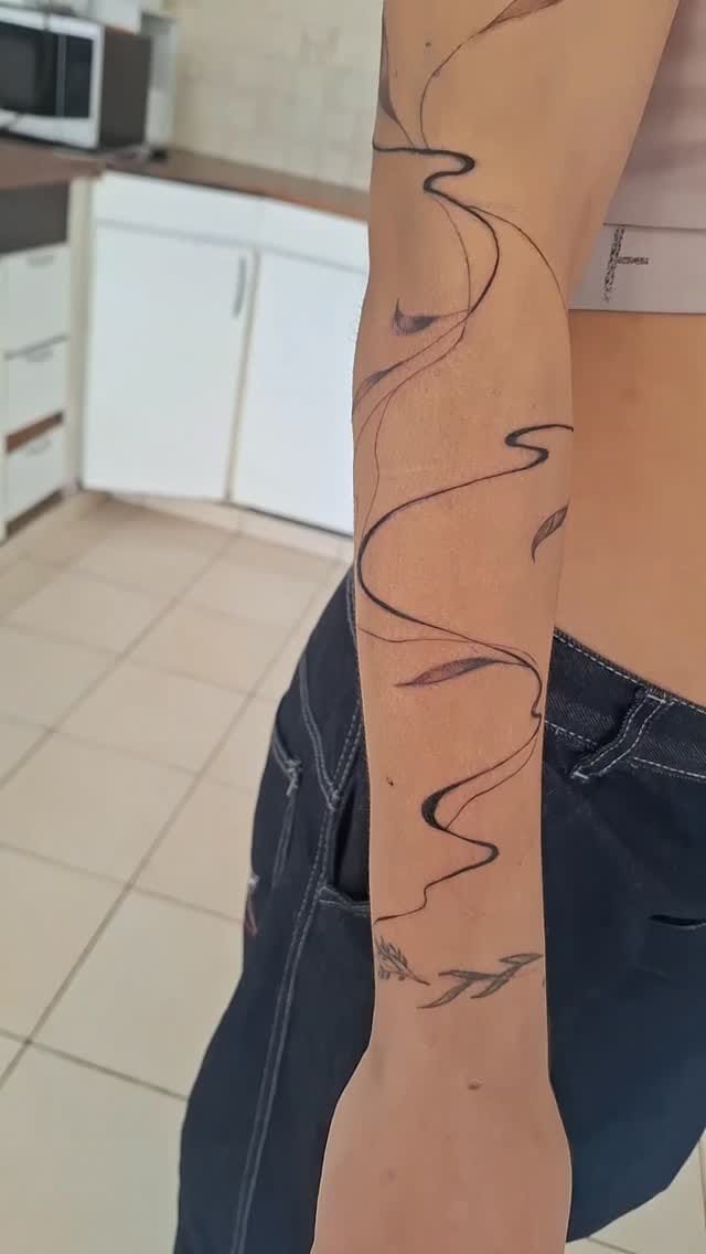 Post 2 by Nadia Ochoa on Instagram (video)