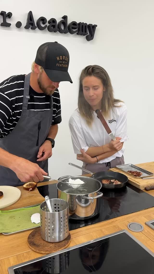 Post 2 by Eva Adamczyková - Samčízant on Instagram (video)
