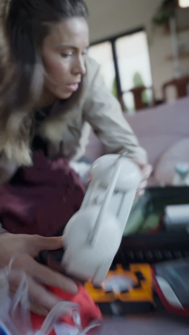 Post 1 by Eva Adamczyková - Samčízant on Instagram (video)