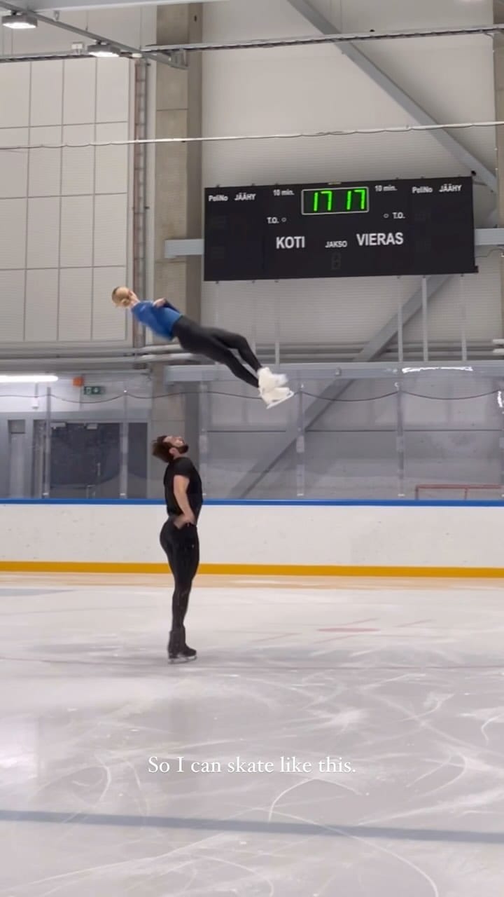 Post 10 by Ashley Cain on Instagram (video)