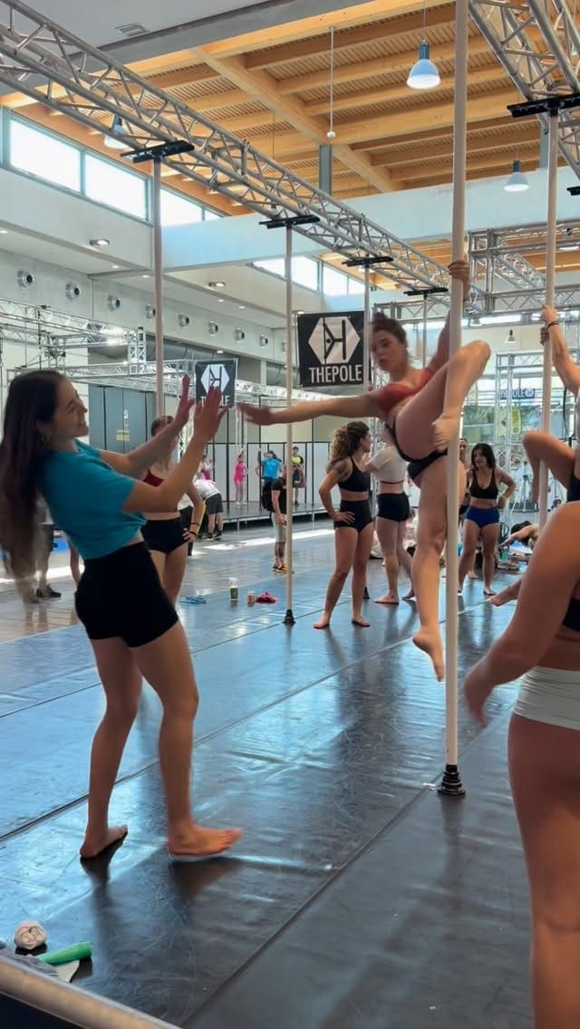 Post 6 by ☆ Erica Fucà ☆ on Instagram (video)