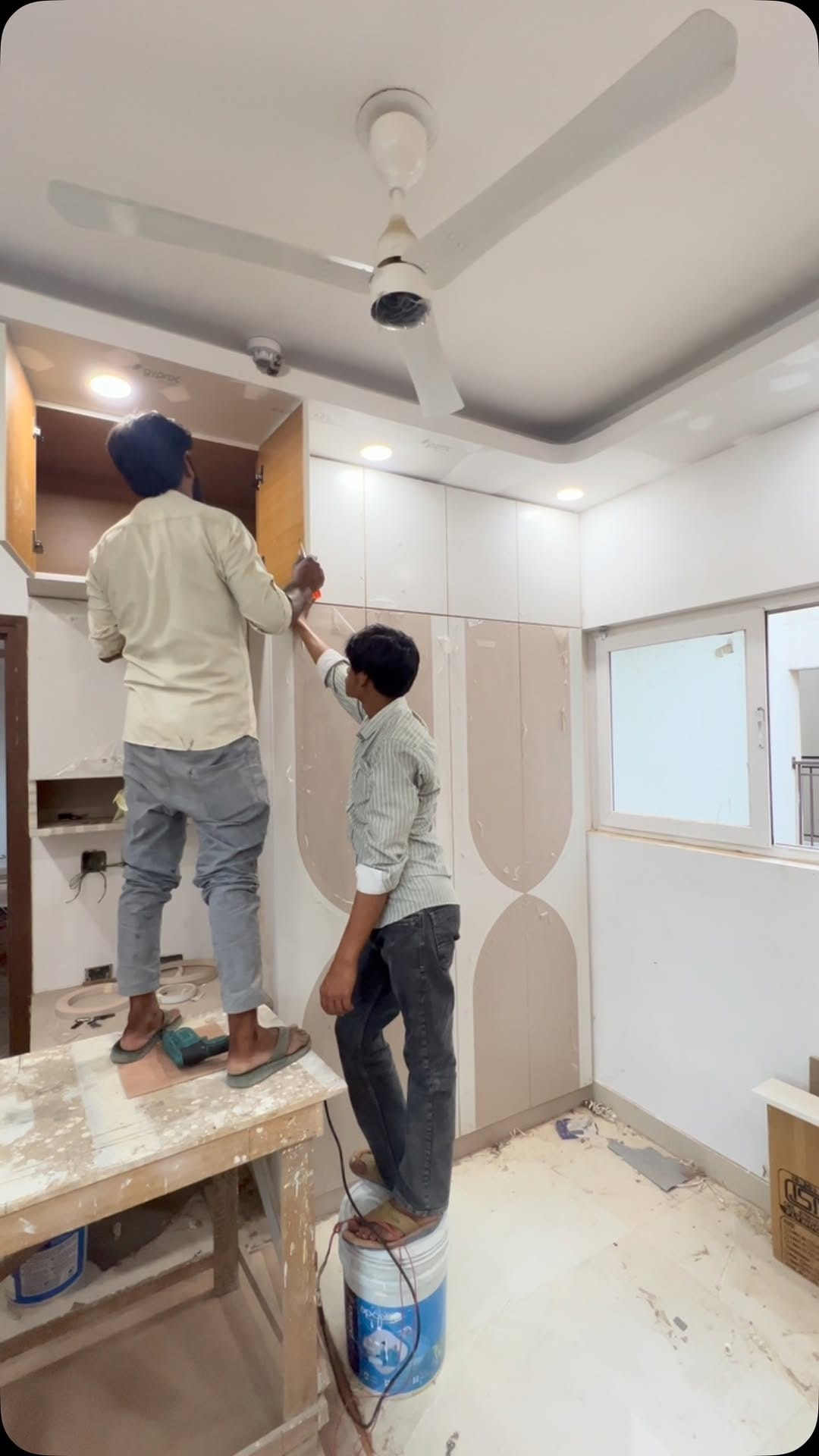Post 2 by Living interior on Instagram (video)