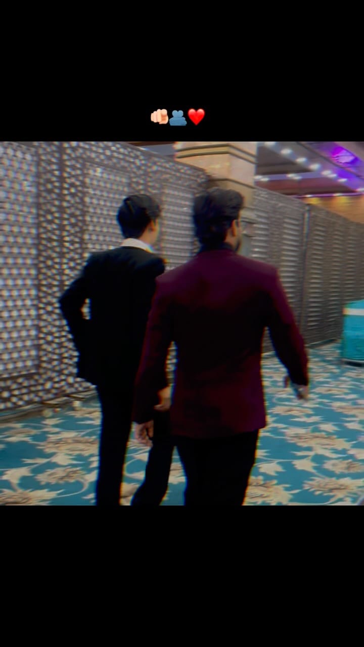 Post 4 by امجد خان on Instagram (video)