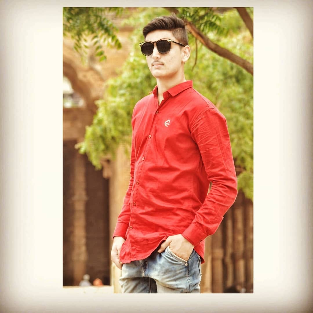 Post 10 by ALFAAZ @98 on Instagram (image)