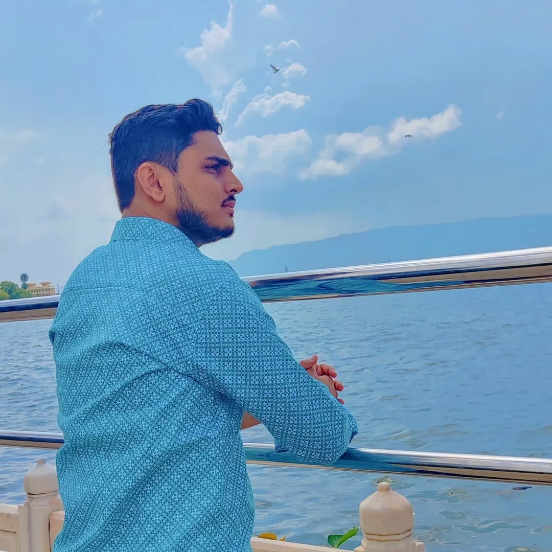 Post 5 by ALFAAZ @98 on Instagram (image)