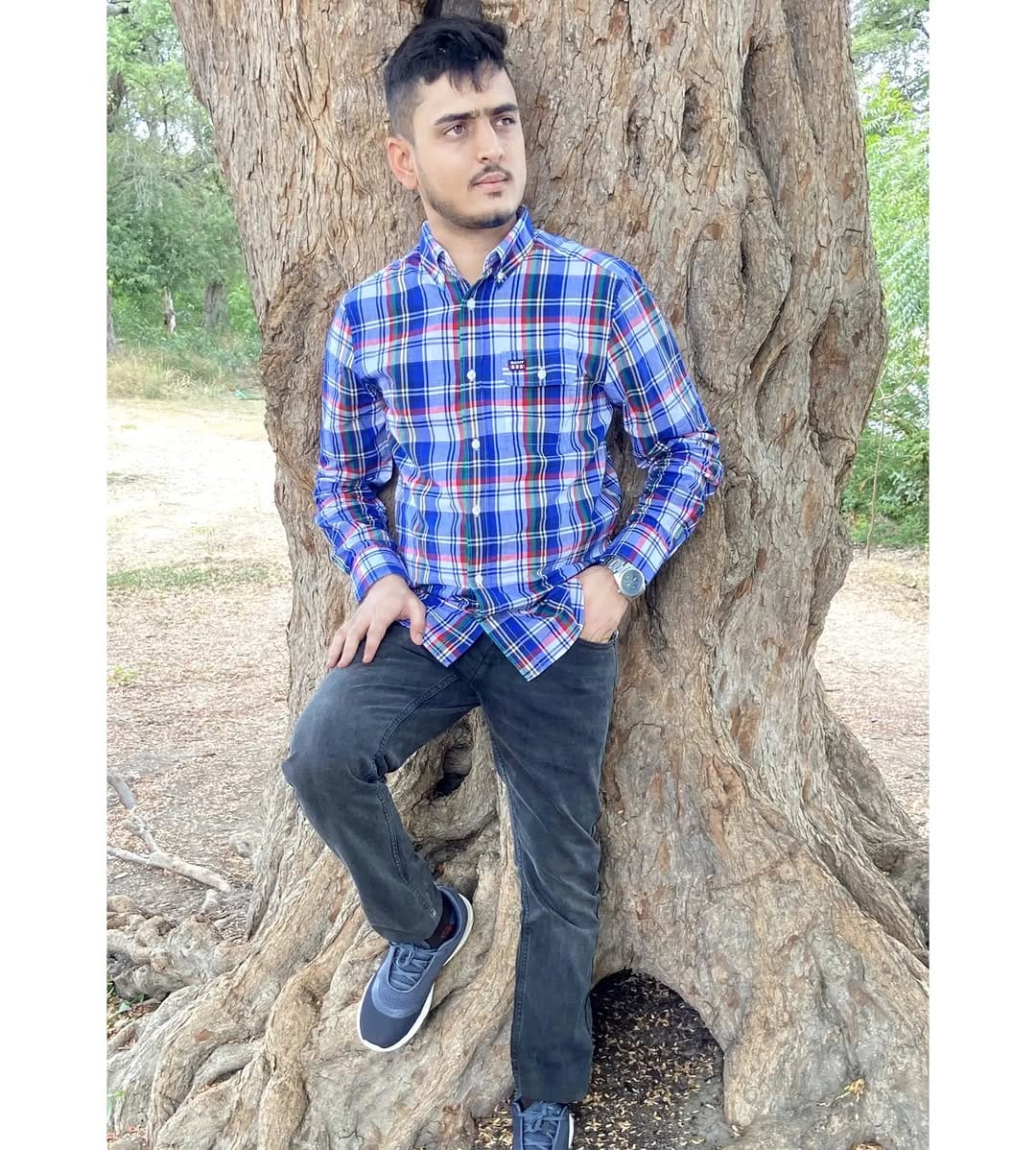 Post 4 by ALFAAZ @98 on Instagram (image)