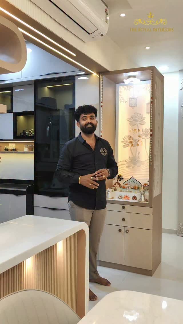 Post 1 by 𝐓𝐇𝐄 𝐑𝐎𝐘𝐀𝐋 𝐈𝐍𝐓𝐄𝐑𝐈𝐎𝐑 on Instagram (video)
