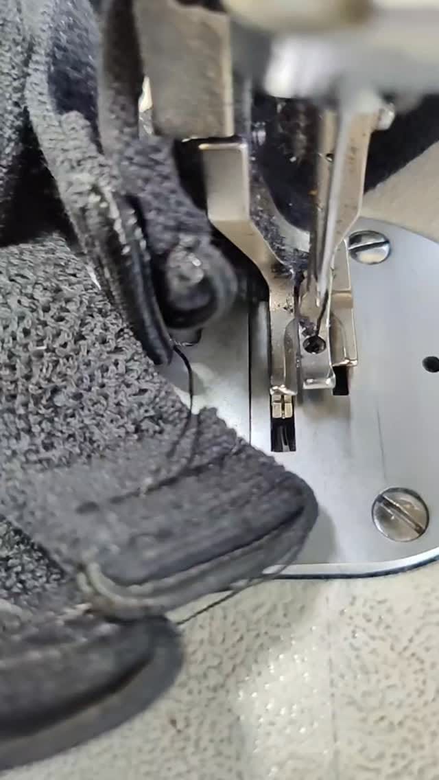 Post 5 by KOVA GOALIE | Hockey Gear on Instagram (video)
