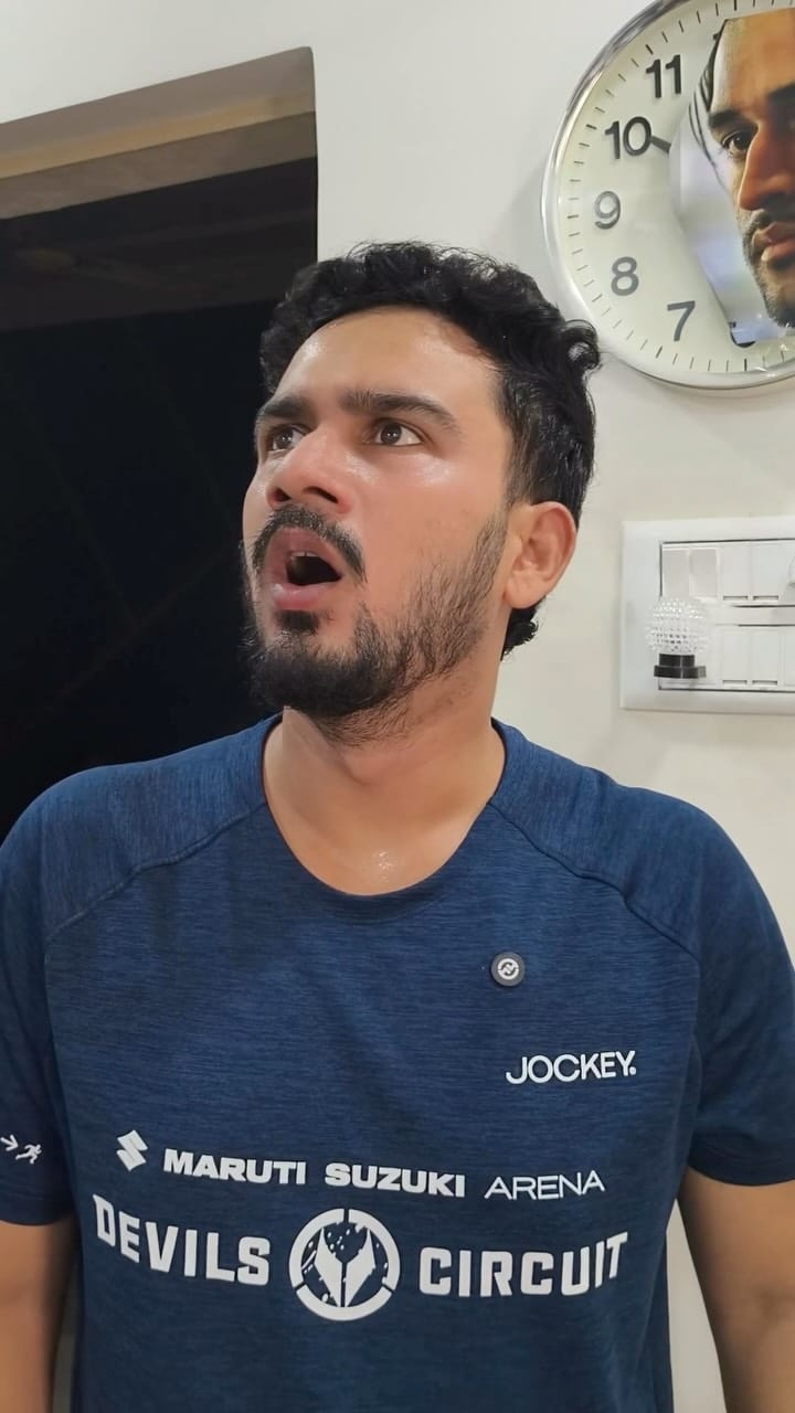 Post 6 by Vishal Rohan on Instagram (video)