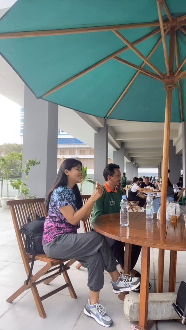 Post 1 by eka frasetty on Instagram (video)