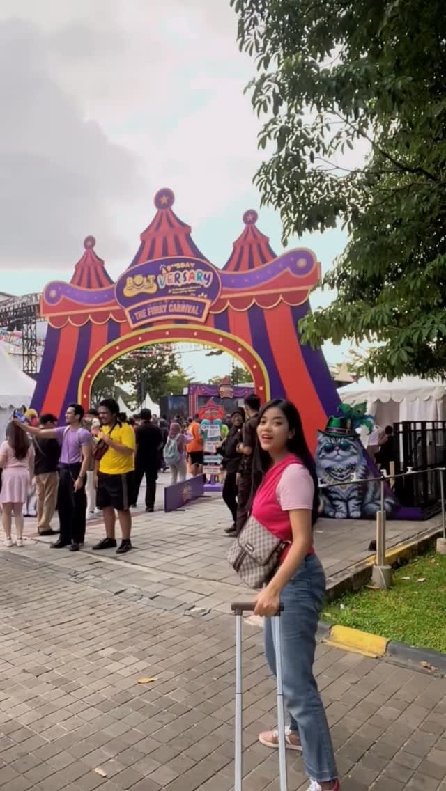 Post 6 by eka frasetty on Instagram (video)