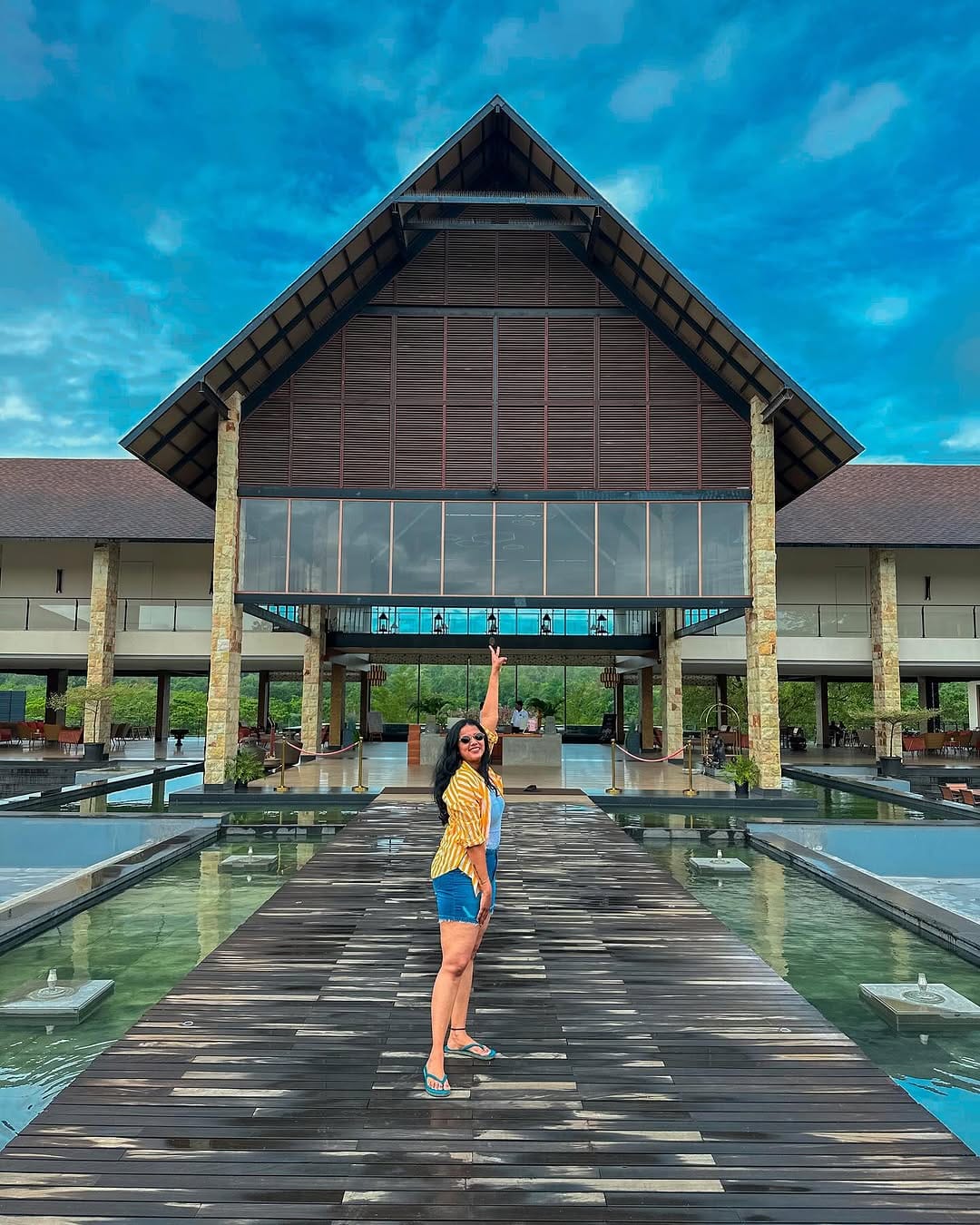 Post 9 by Kavya prabhakar |Travel blogger |food blogger | lifestyle on Instagram (carousel)