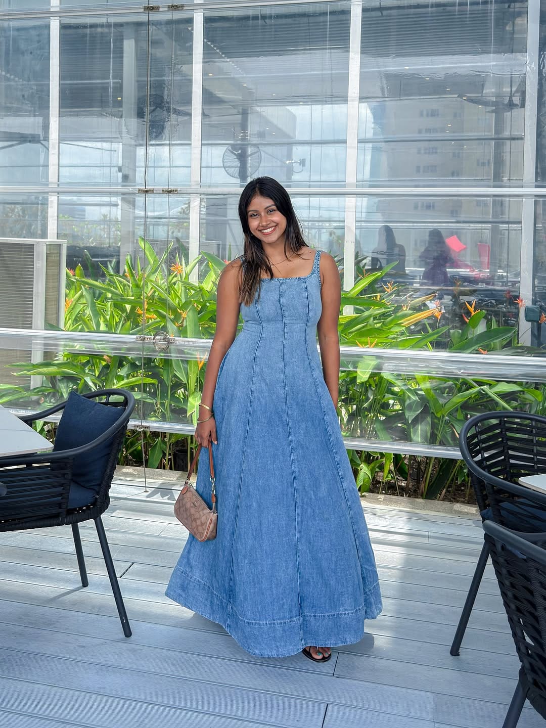 Post 4 by Bishari Anjalika Kaldera on Instagram (carousel)
