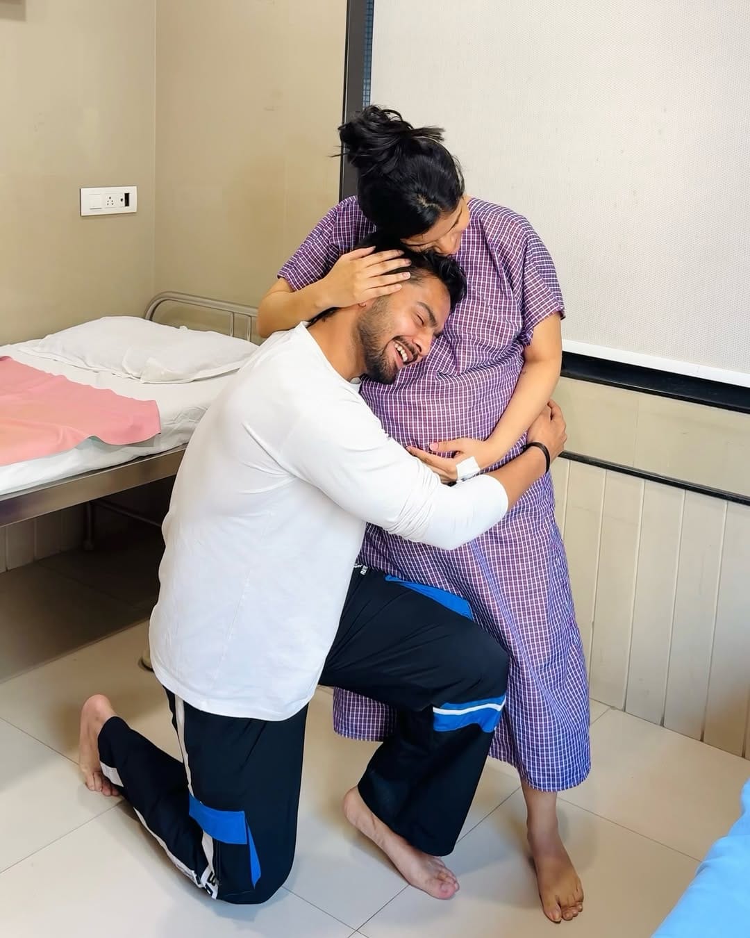 Post 6 by Simple & Paras | Couple & Parenting Creators on Instagram (carousel)