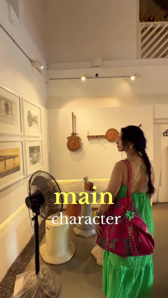Post 3 by Lila Art Cafe on Instagram (video)