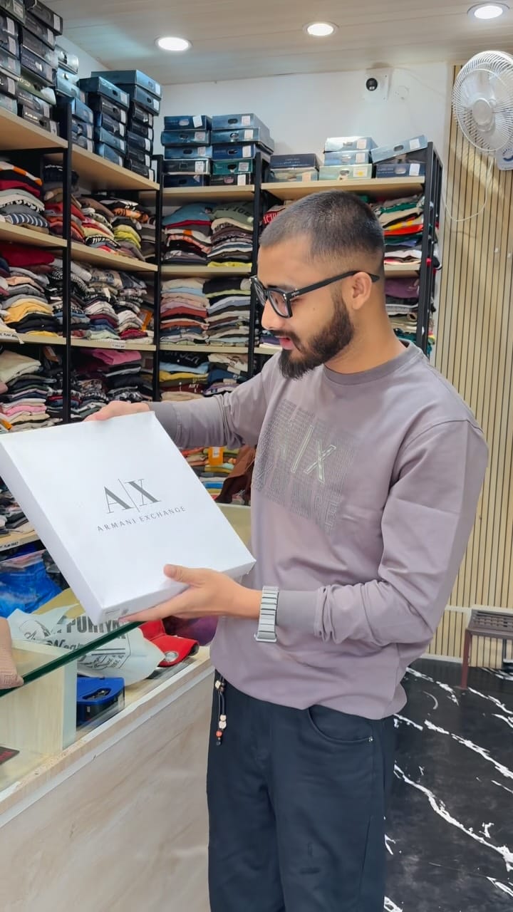 Post 6 by Fashionpuriya Mens Wear on Instagram (video)