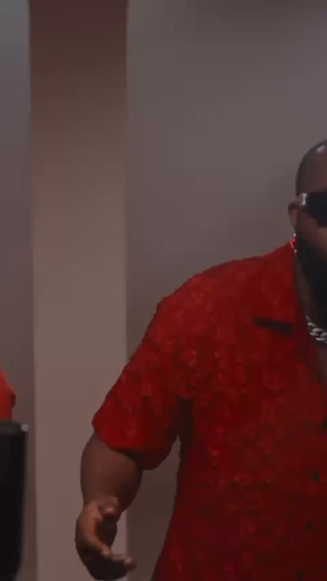 Post 4 by Hotbillz on Instagram (video)