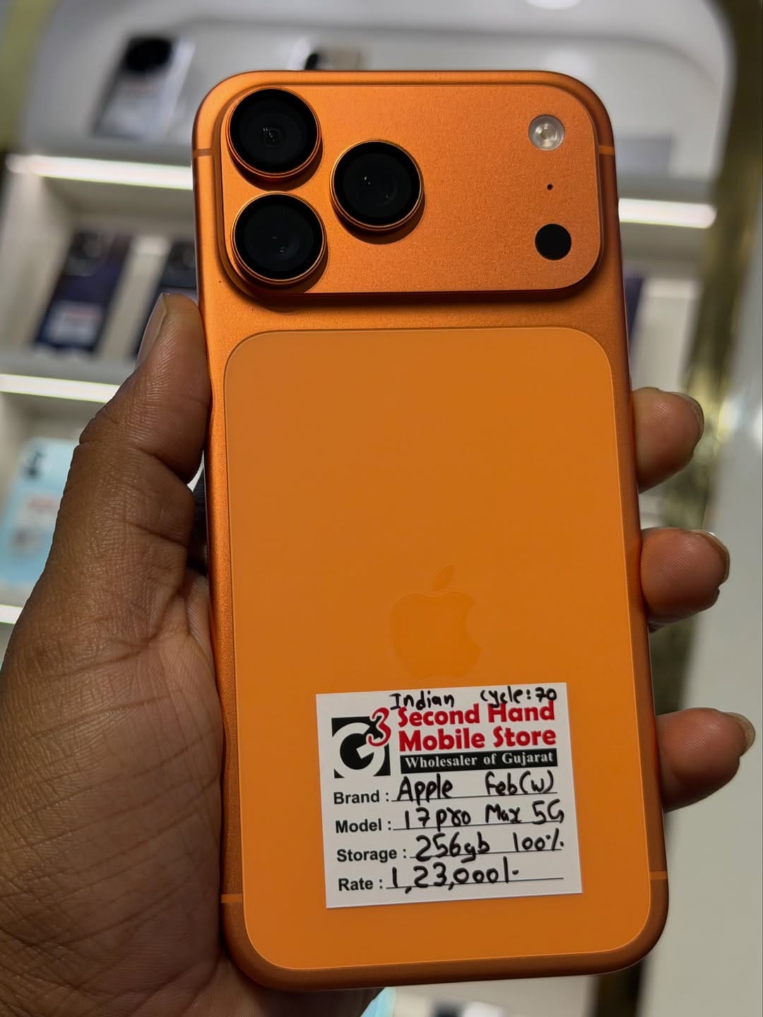 Post 4 by G3 second hand mobile store on Instagram (carousel)
