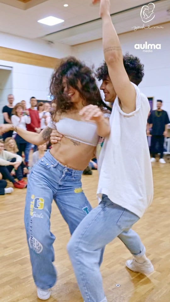 Post 10 by Nina Darbello & Matheus Franco on Instagram (video)