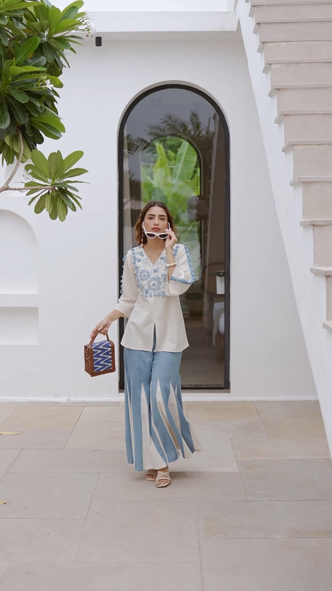 Post 10 by Fashion Dwar on Instagram (video)