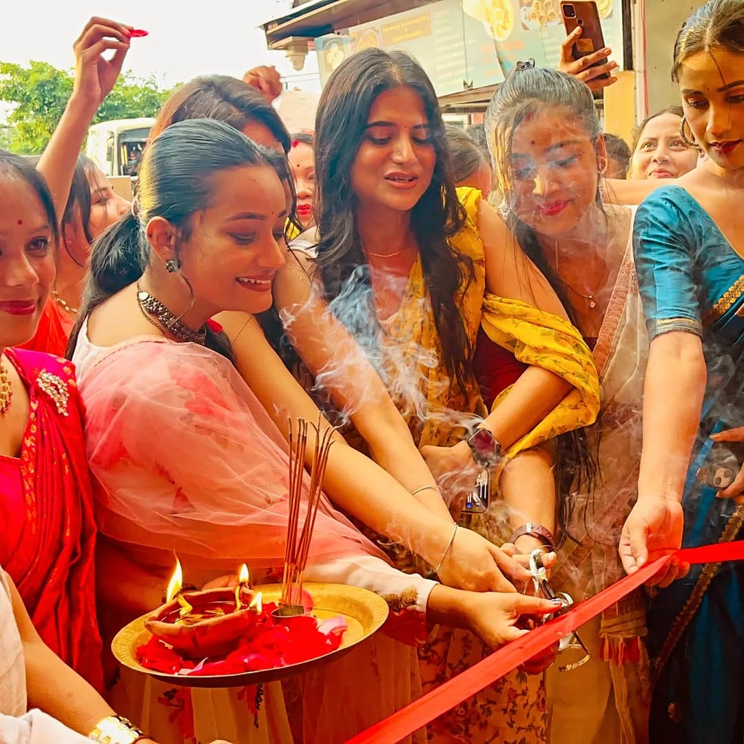 Post 10 by Dhanashri Baishya-LIFESTYLE,TRAVEL on Instagram (carousel)