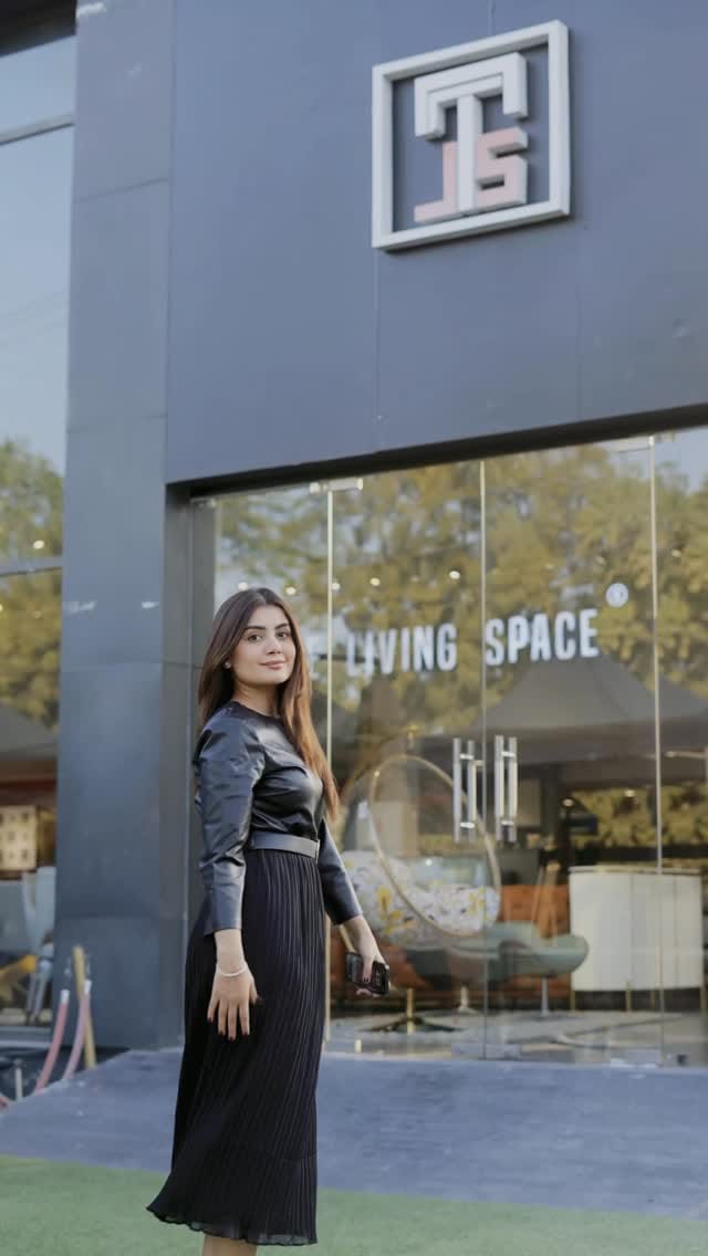 Post 8 by TheLivingSpace®️Furniture on Instagram (video)