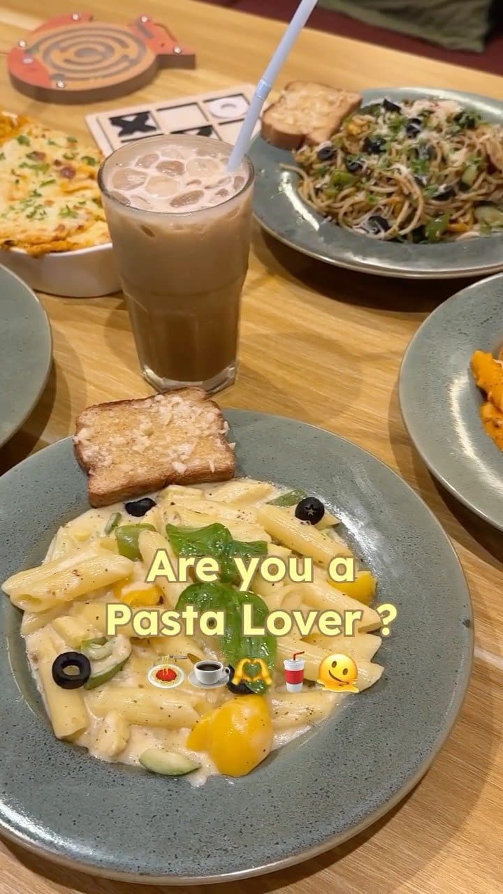 Post 10 by Mrunmai | Pune Food Blogger on Instagram (video)