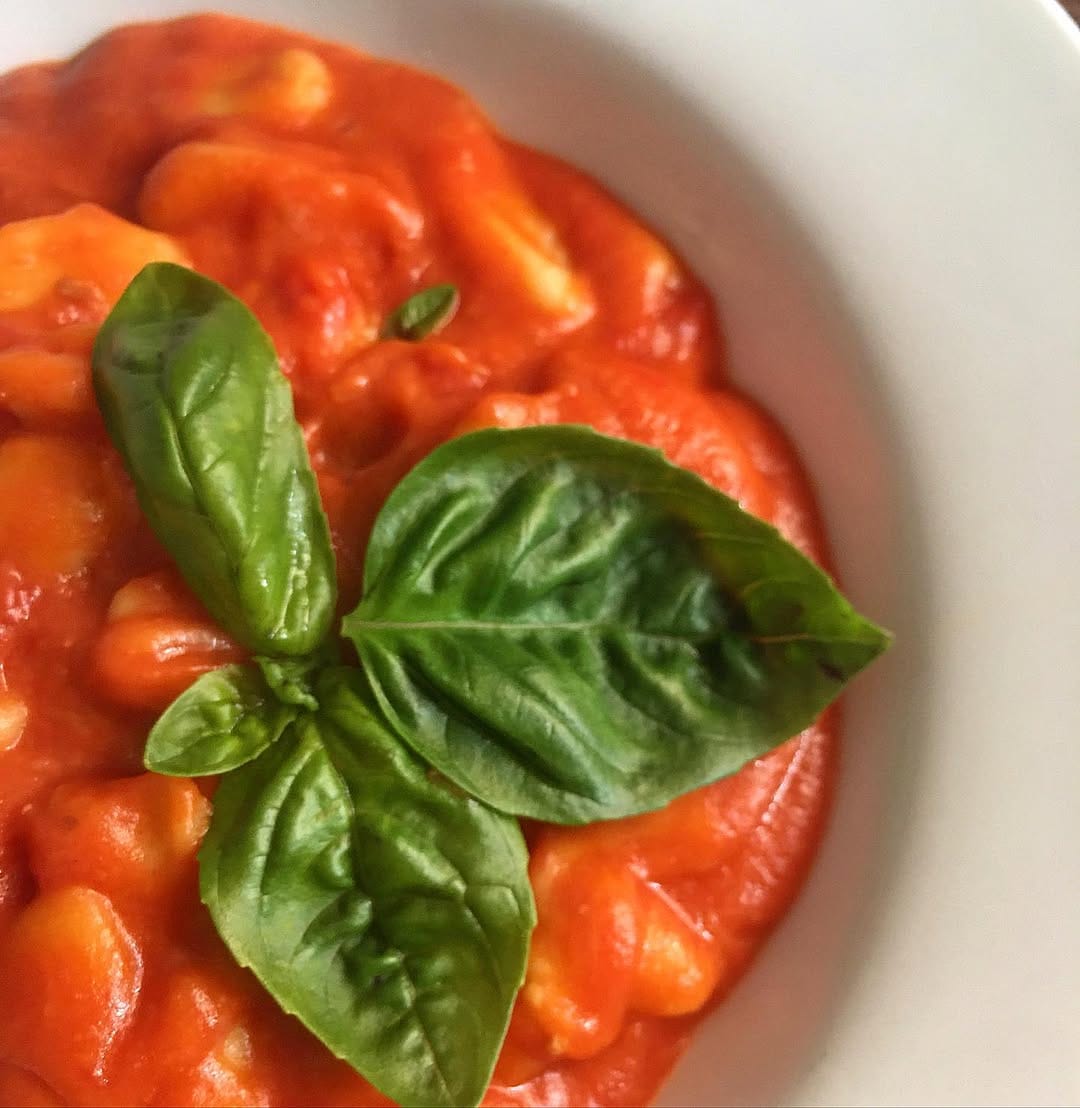 Post 2 by Anna De Monte on Instagram (image)