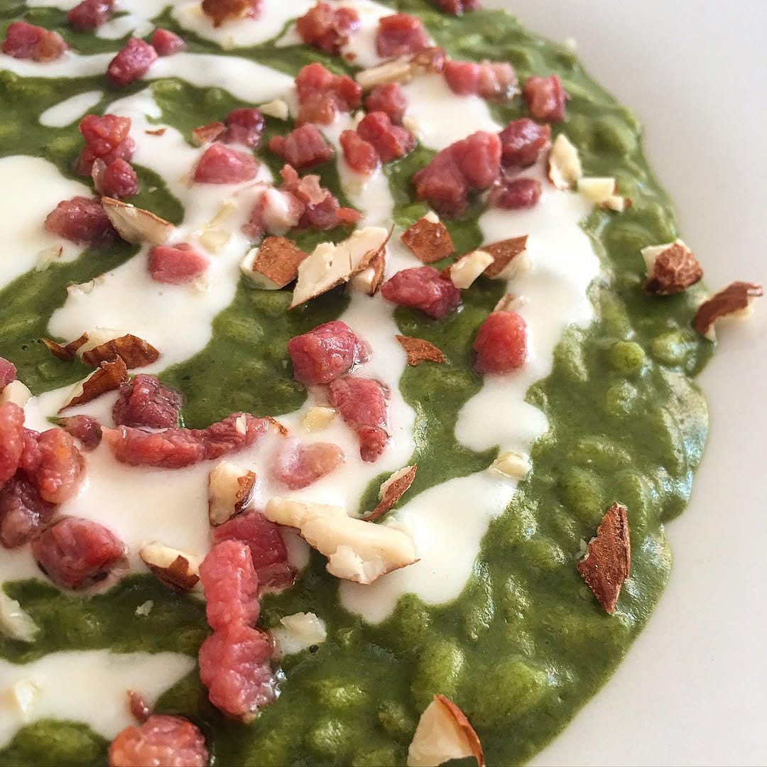Post 4 by Anna De Monte on Instagram (image)